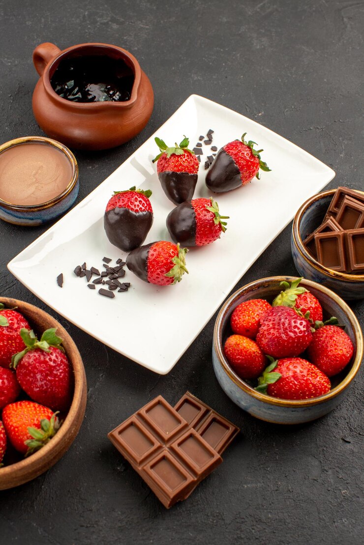 Crabby Bags Easy Chocolate-Covered Strawberries